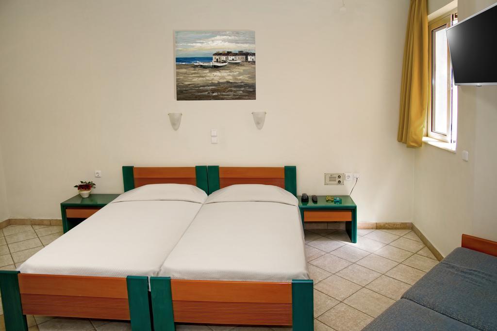 Papadakis Aparthotel Джорджополис Екстериор снимка